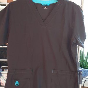 Women's Carhartt ForceFlex Scrub Top. Sz Medium.
